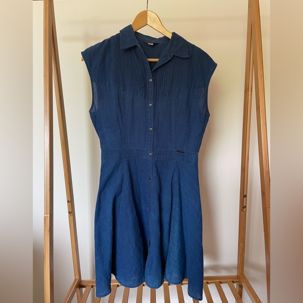 Diesel Cap Sleeve Chambray Button Down Collared Mini Dress. Small.